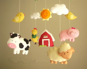 Baby crib mobile, safari mobile, animal mobile "Barnyard" - Lamb, Pig, Hen, Cow, chicks