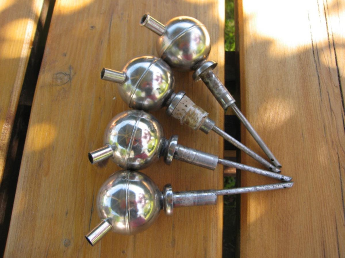 4 Vintage Optics French Spirits Measure Dose from a Cafe or