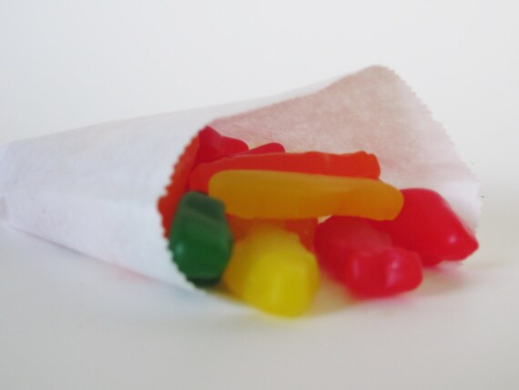 75 White paper treat bag , french fry, party favor, candy buffet bar Il_570xn