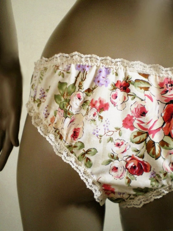 Rose Print Panties Old Fashioned Shabby Chintz Knickers Ivory