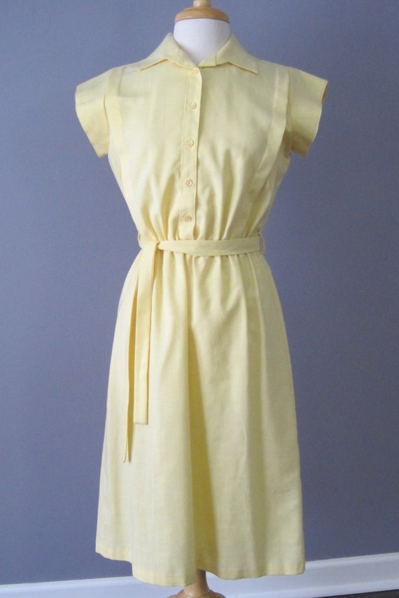 vintage 1970s butter yellow linen sundress. FREE U.S. SHIPPING
