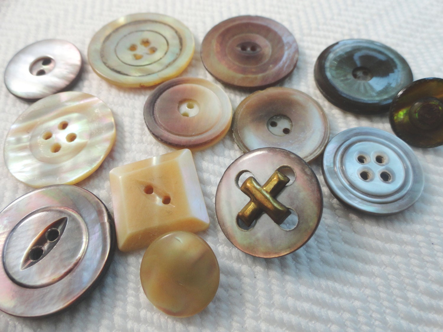 Antique Pearl Buttons Early 1900s Mother of Pearl Vintage
