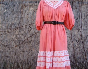 Vintage 70s / Hawaiian / Peach and White / Polka Dot / Day Dress / X LARGE