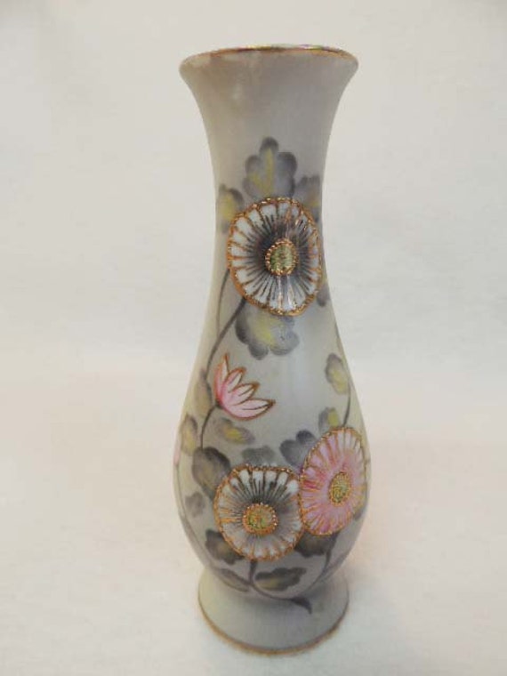 Vintage Hand Painted Mid Century Bisque Vase.. UCAGCO CHINA