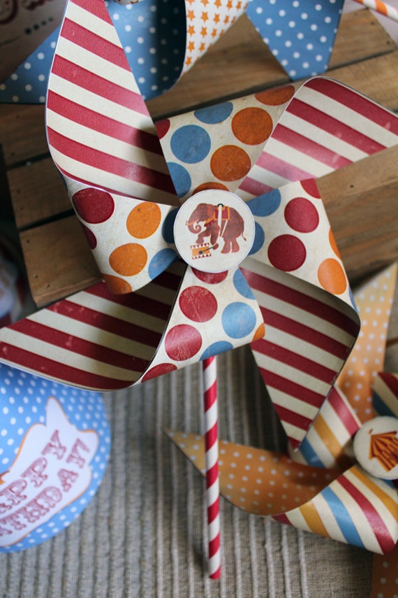Vintage Circus Pinwheels - Kids Birthday Party - DIY PRINTABLE FILES by Sassaby Il_570xn