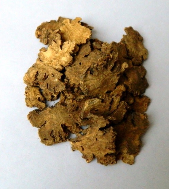 Lovage Whole Root Slices Bo' Hog Root