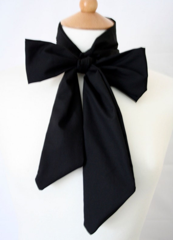 Pussy Bow Neck Tie in Black by TheHouseOfHandmade on Etsy