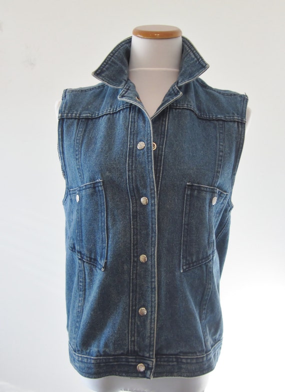 Vintage Denim Vest Blue Jean Vest Sleeveless by GroovyGirlGarb