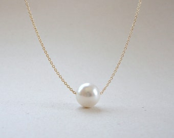 Single pearl necklace, Floating pearl necklace, Bridal pearl necklace, Bridesmaid gift, Simple everyday jewelry