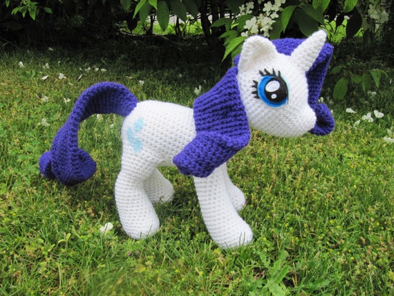 little crochet pattern plush heart - on by My Etsy Little NerdyKnitterDesigns Pony Pattern Rarity