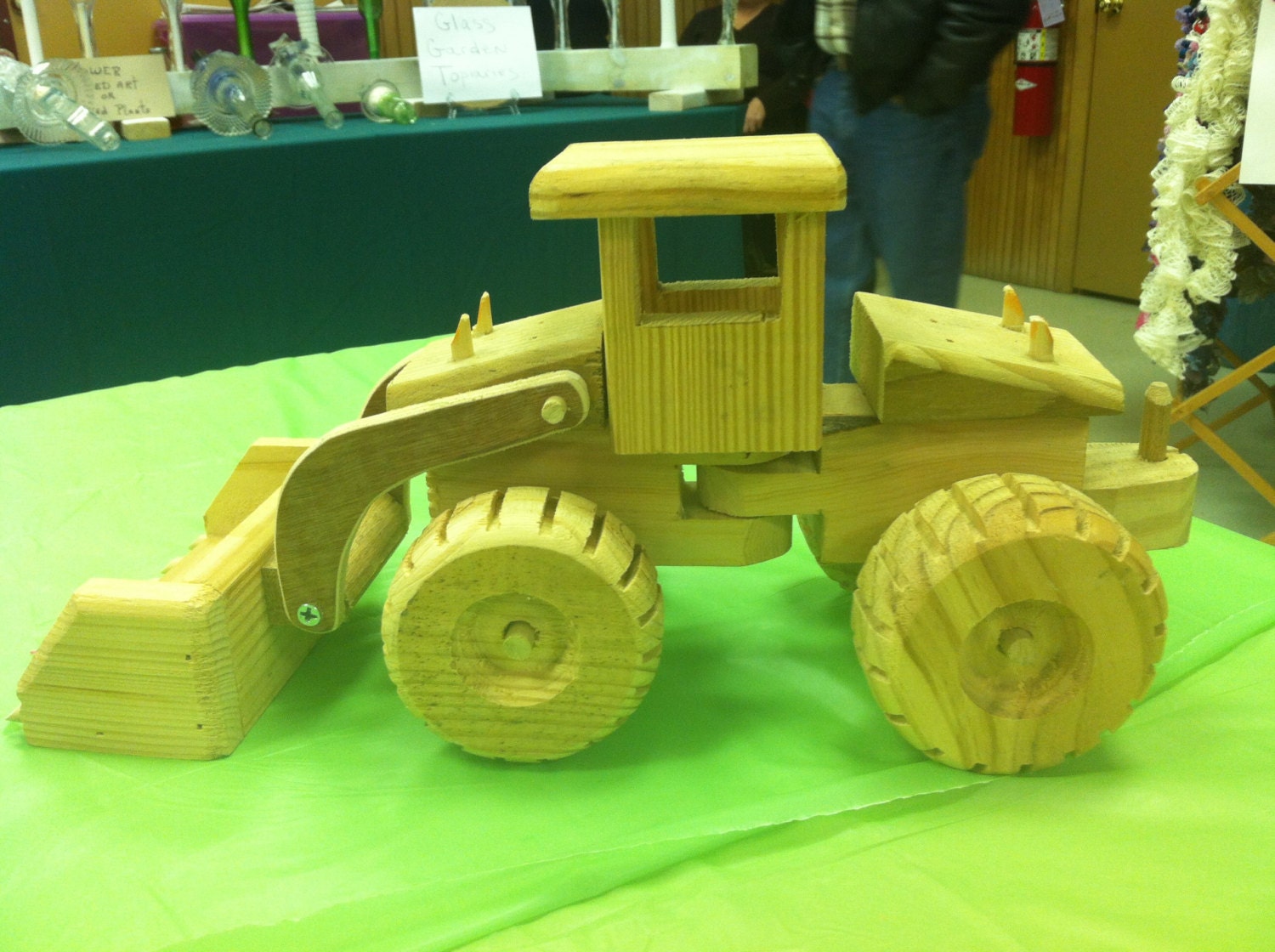 tractor wooden toy