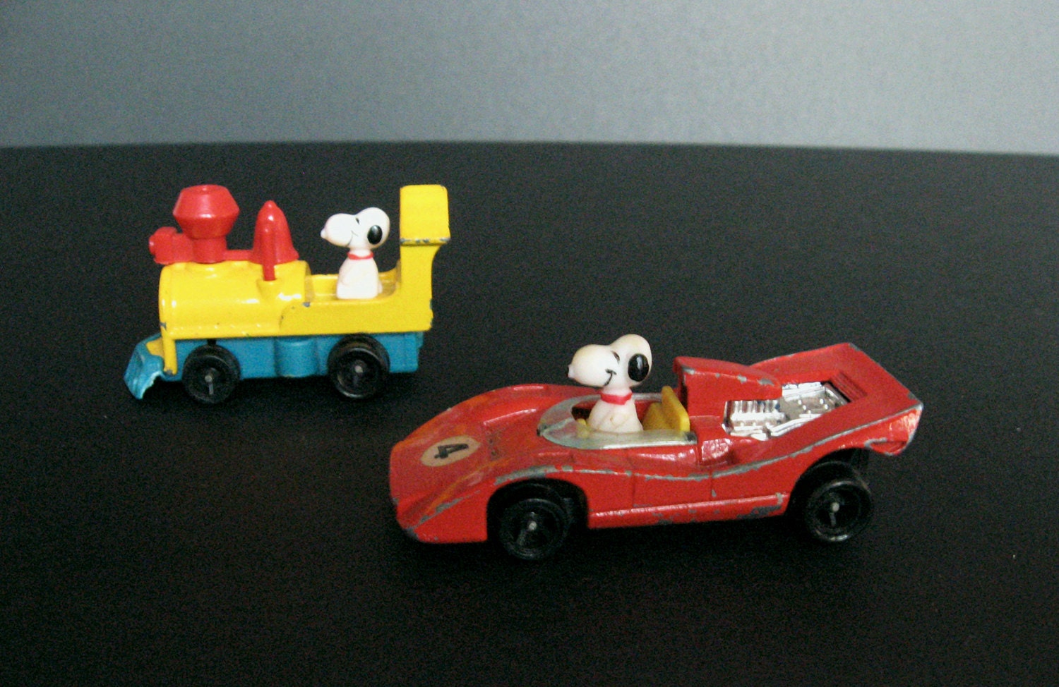 snoopy toy car