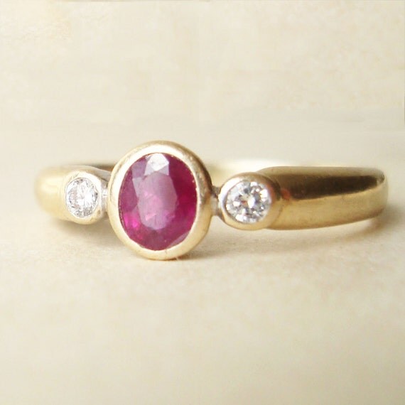Vintage Ruby & Diamond Art Deco Style Ring 9k Gold by luxedeluxe
