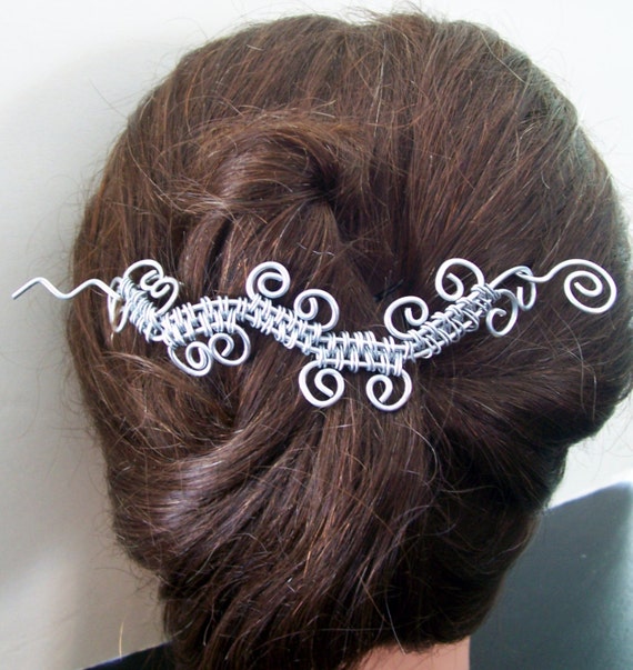 Hand Woven Steel Wire Hair Pick