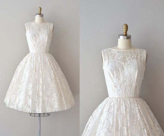 lace 50s wedding  dress  1950s dress  Be Near  Me 