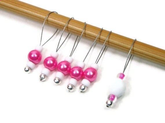 Beaded Knitting Stitch Markers Set Pink Pearl White by TJBdesigns
