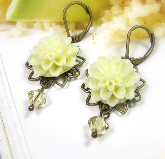 Flower Earrings, Victorian Style, Flower Cabochons, Yellow Earrings, Gifts for Gardeners, Lemon Zest, Womens Accessories, Gifts for Mom
