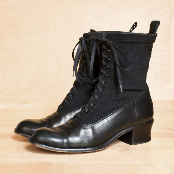 Boots 9 / vintage 90s Charles David victorian style by kenaione