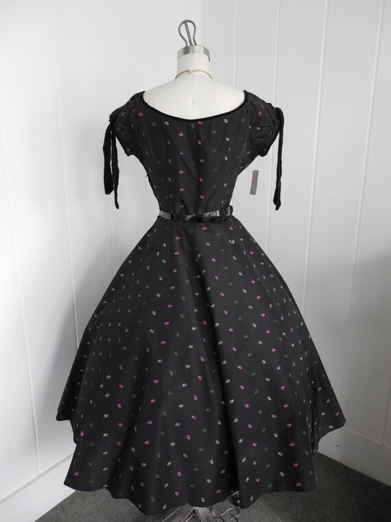 1950s Vintage Black Dress with Flowers Velvet Trim and Shelf