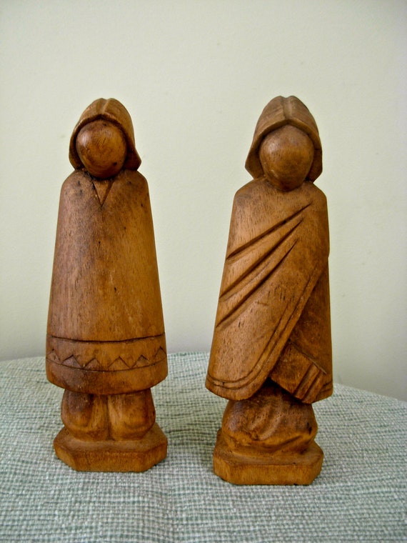 wood carved figurines