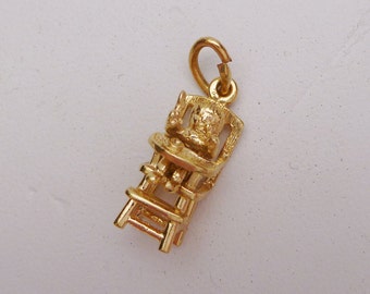 14k Baby in Highchair Movable