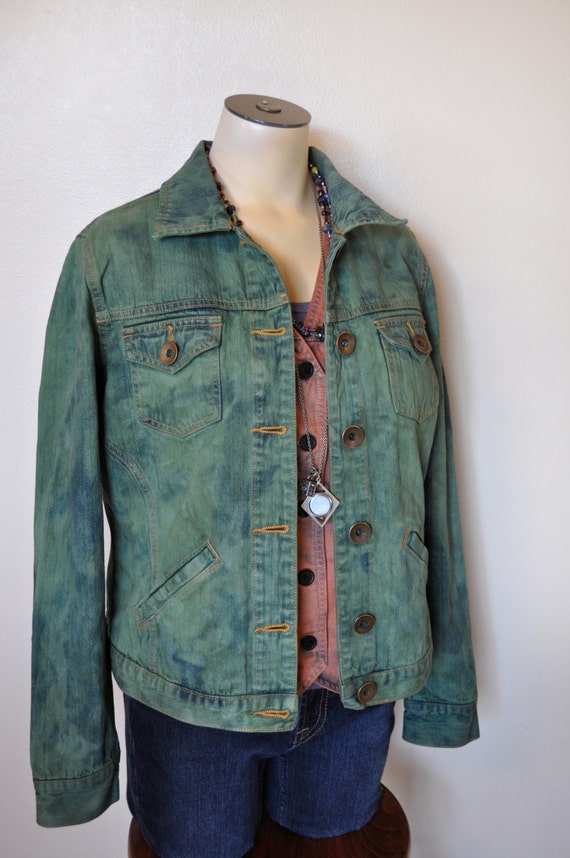 denim jacket for apple shape