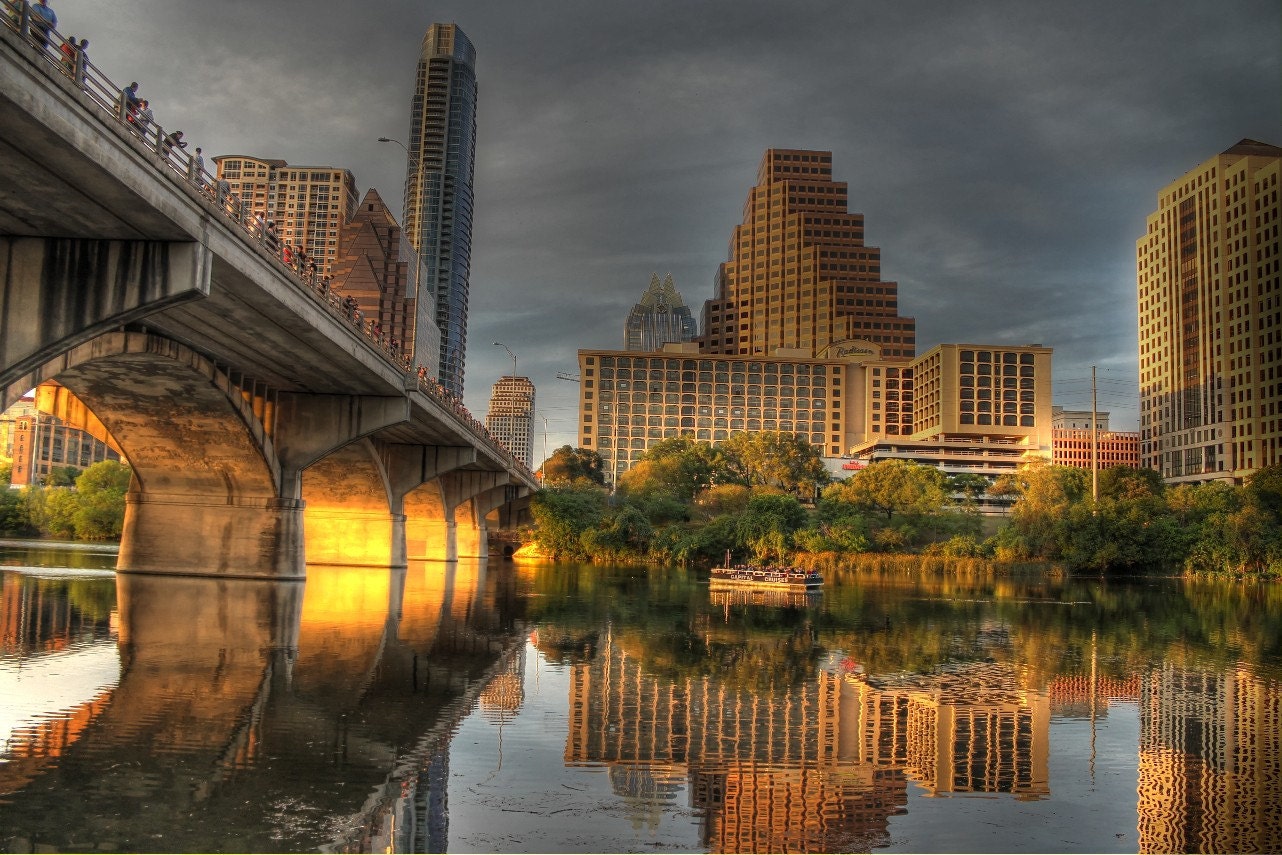 Austin Congress bridge bat photo Austin Texas sxsw home