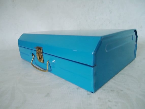 turquoise toy box