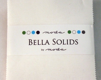 Moda Charm Pack - Bella Solid White 98 Charm Pack - 5 Inch Squares