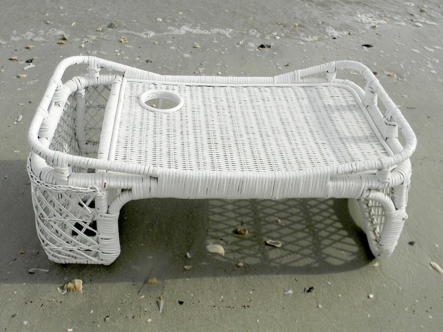 Wicker Breakfast in Bed Tray Serving Tray with Magazine and