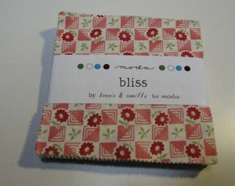 Moda | Bonnie and Camille Bliss Charm Pack