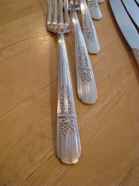 Vintage Wm. A. Rogers A1 Plus Oneida Flatware Set