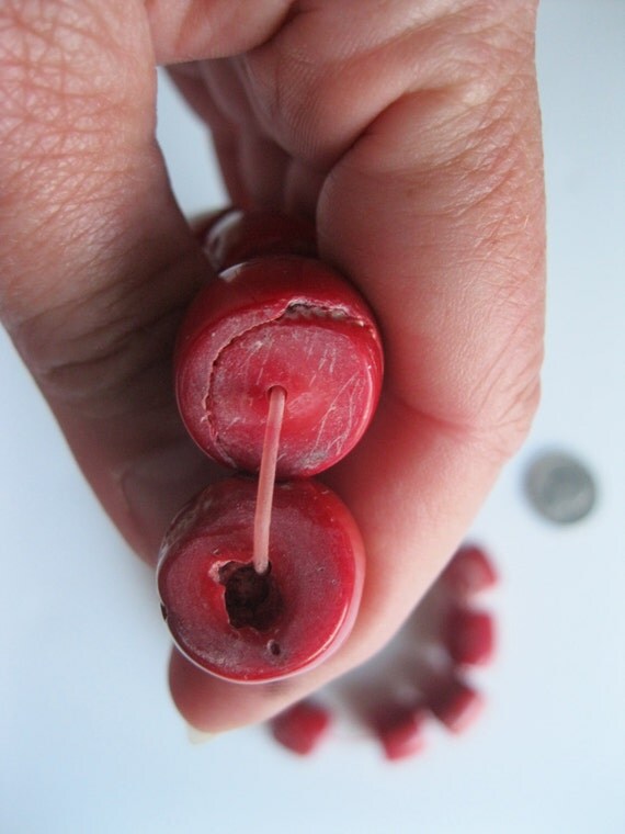 Red Coral Beads Color Enhanced Vintage 5 Beads FL CT   Il 570xN.415388916 Ksw6 