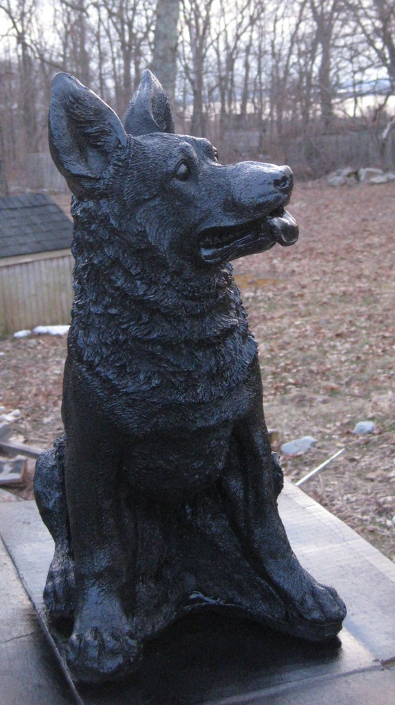 resin german shepherd statue