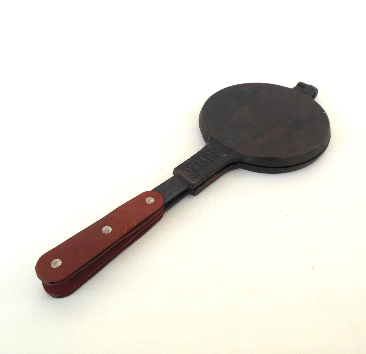 Mustad Norway Krumkake Iron Scandinavian Pizzelle Maker Cast