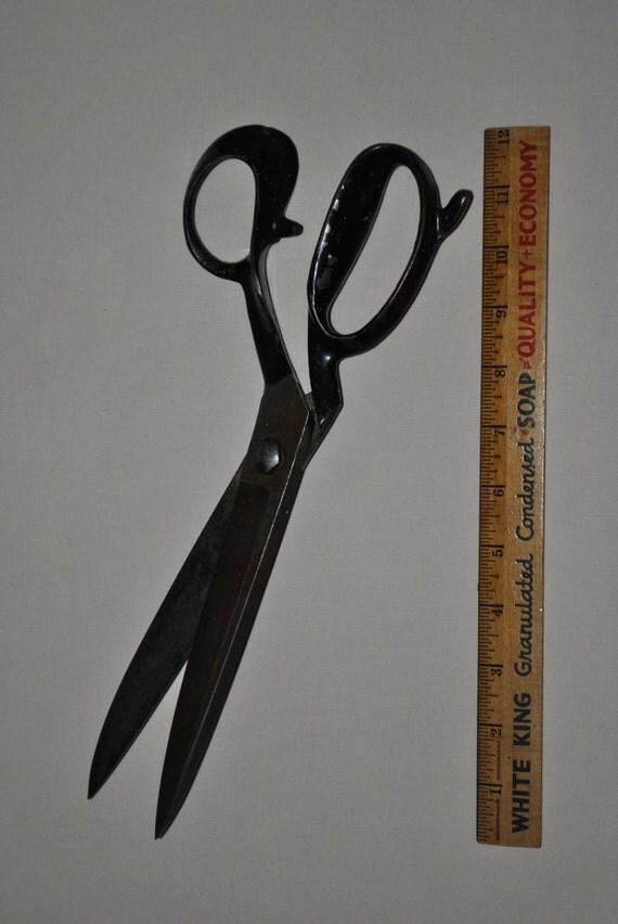 Vintage Industrial Size Wiss 12 Tailor Scissors