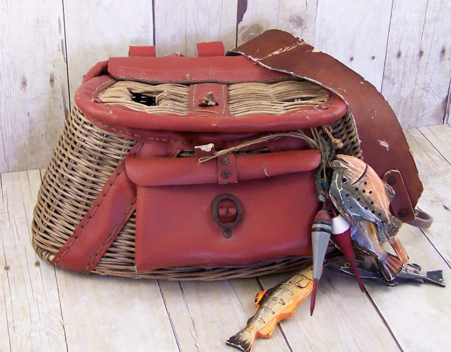 Vintage Fly Fishing Creel Basket With Leather Shoulder Strap