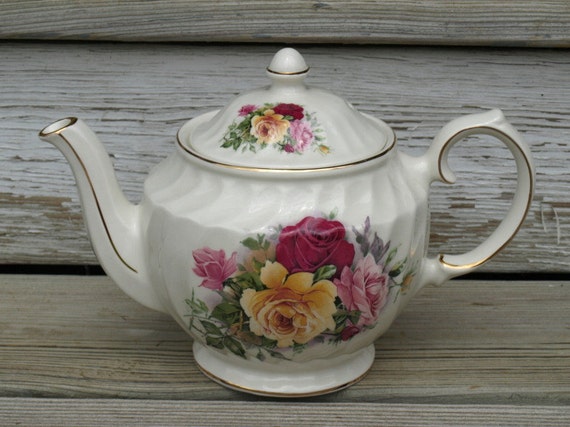 Vintage Windsor Teapot England