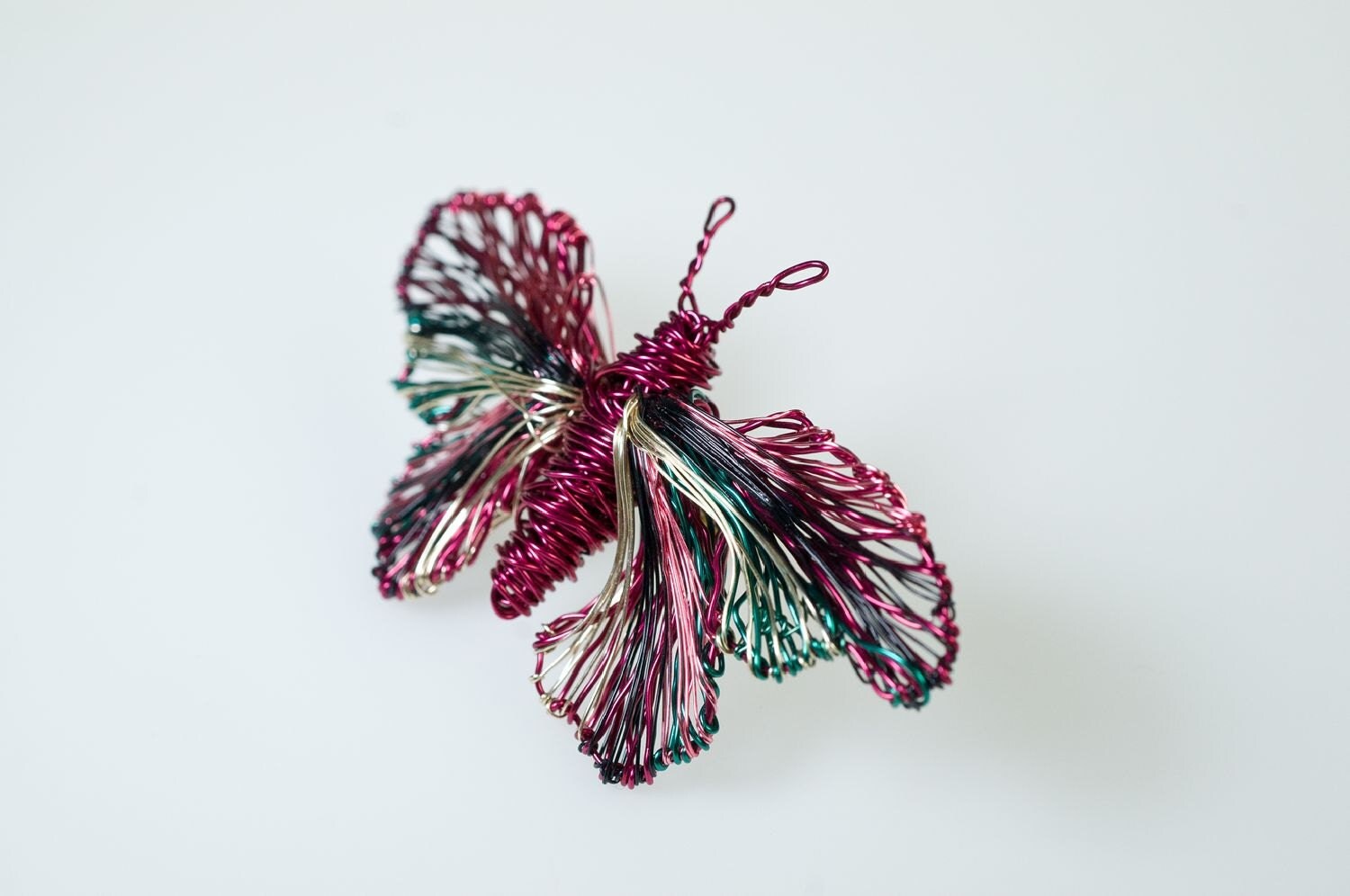 Wire sculpture art butterfly broochunusual wire butterflies
