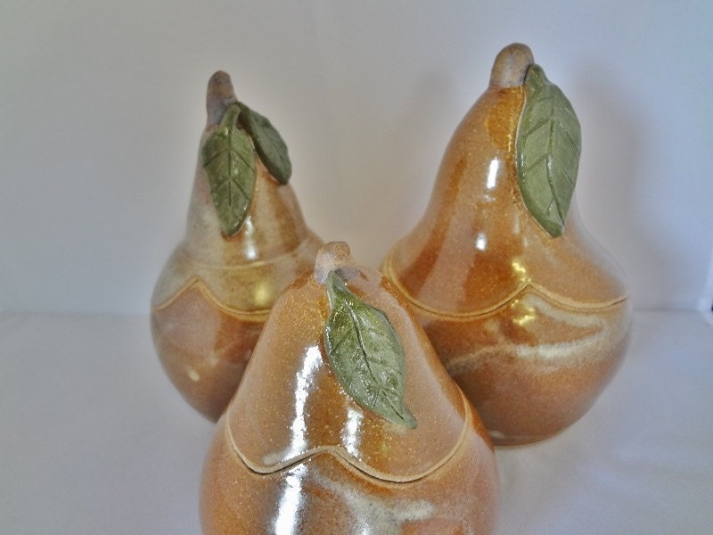Pear Pottery jars Ceramic Fruit Pears Set of Pear by mckeepottery