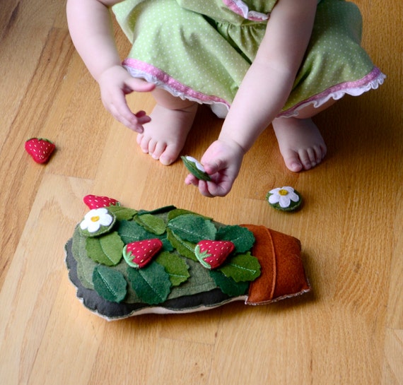 Strawberry Montessori Work. Handmade Summer Fruit Counting and Sorting Toy by Aly Parrott on Etsy. Made to Order.