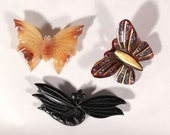 Art Deco lot of Three Brooches Butterflies Dragonfly  Bakelite  Blond Horn 1930s French Jewelry