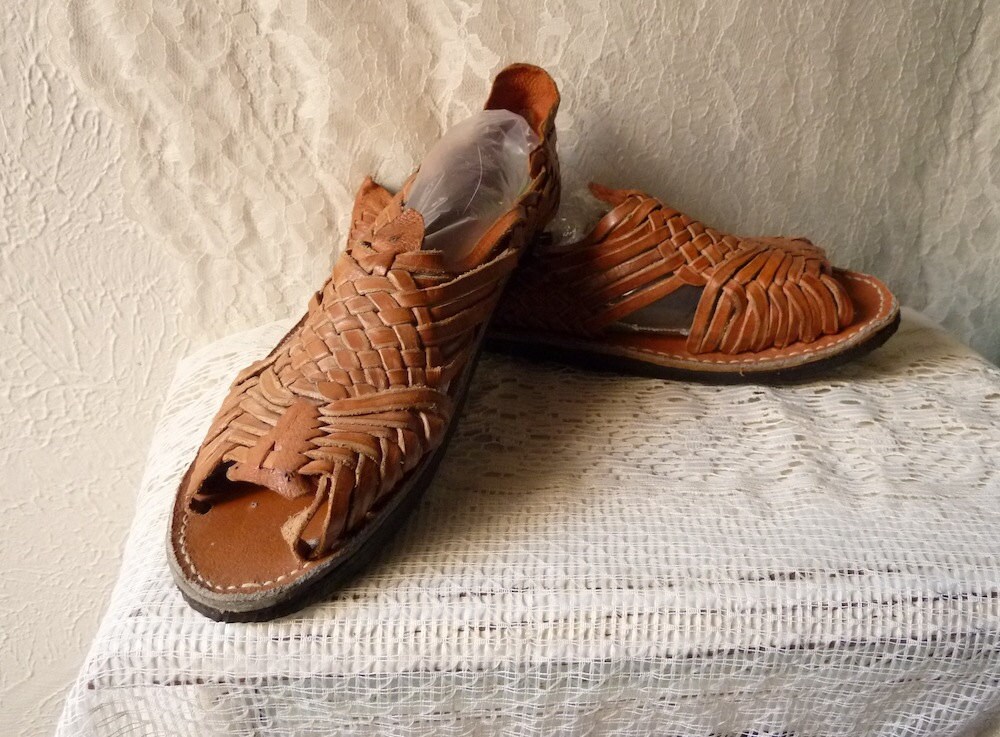 Vintage Authentic Mexican Brown Woven Huarache Sandals Shoes