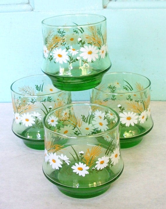 Vintage Libbey Green With Daisies Drinking By Debscountryvintage 