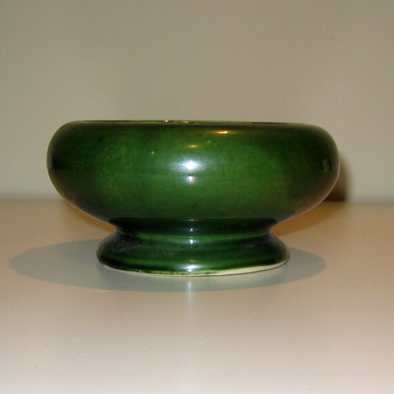 Vintage Ungemach Pottery Co UPCO USA Green Glaze Round