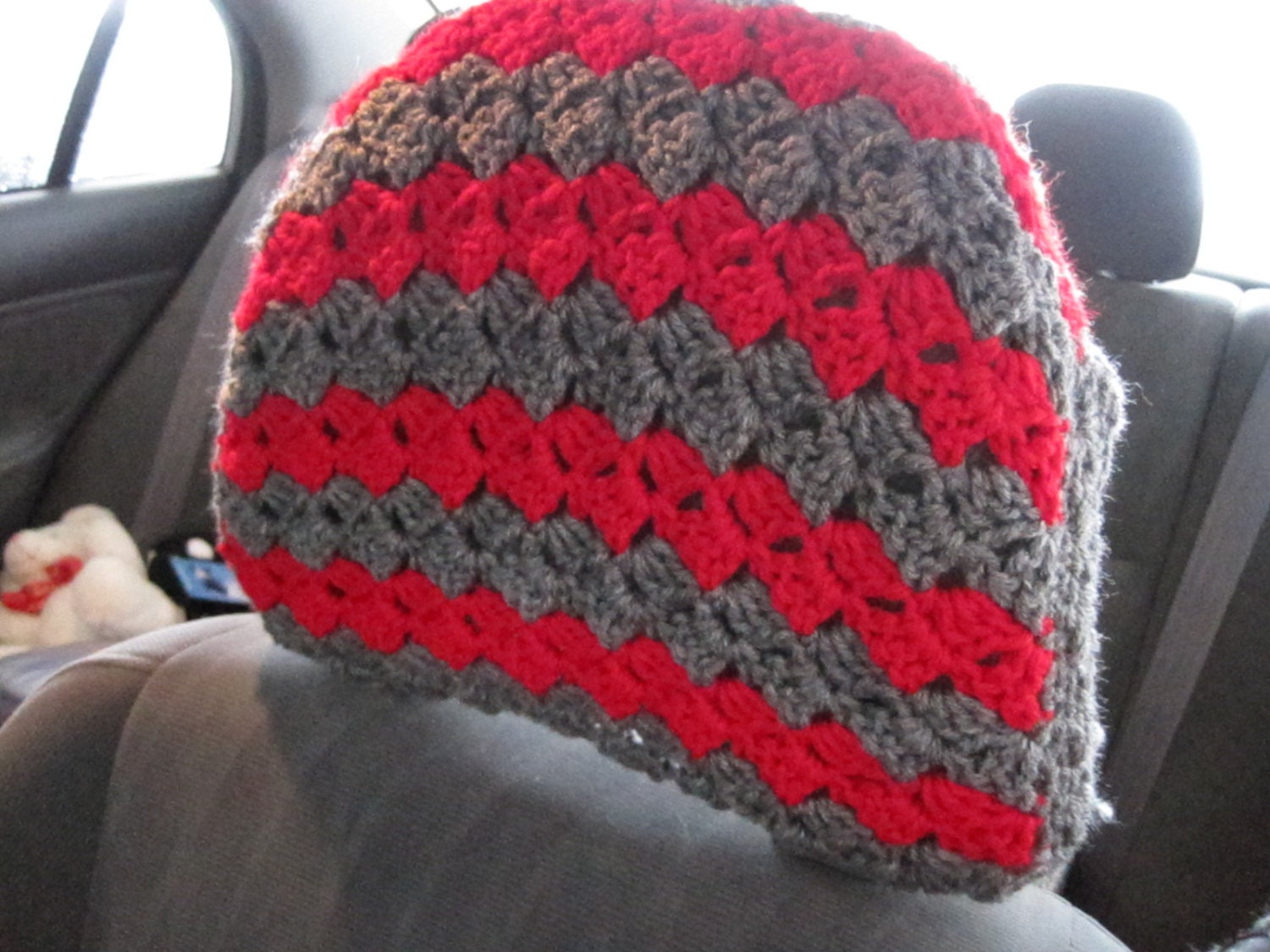 Crochet Car Front Seat Headrest Cover grey heather/cherry