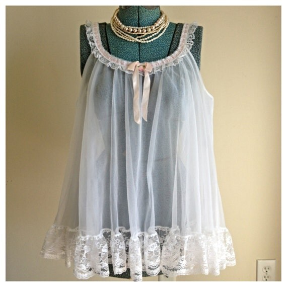 Vintage Tosca sheer white lace baby doll nightie / white teddy