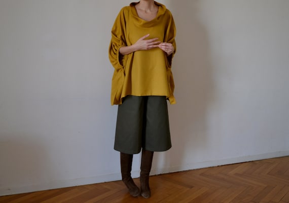 Gold linen smock frock / top. Plus size and maternity scoop