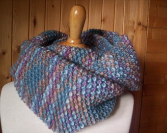 MOYRA - Infinity Scarf - Pure new wool - free shipping worldwide