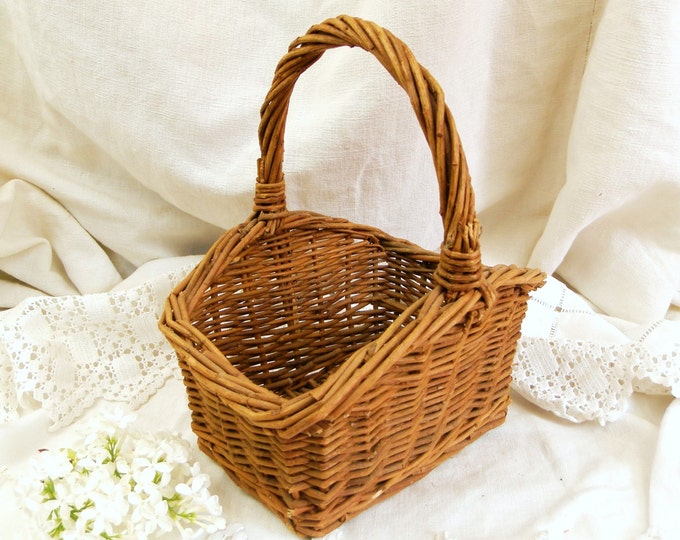 REDUCED TO CLEAR Vintage French Toy Willow Wicker Basket / French Country Decor / Country Rustic Decor / French Cottage Decor /Primitive